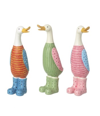 Small Standing Ducks In...
